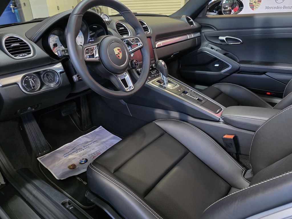 Porsche Boxster 2024