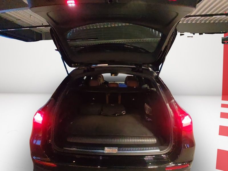 Mercedes-Benz E 300 2026