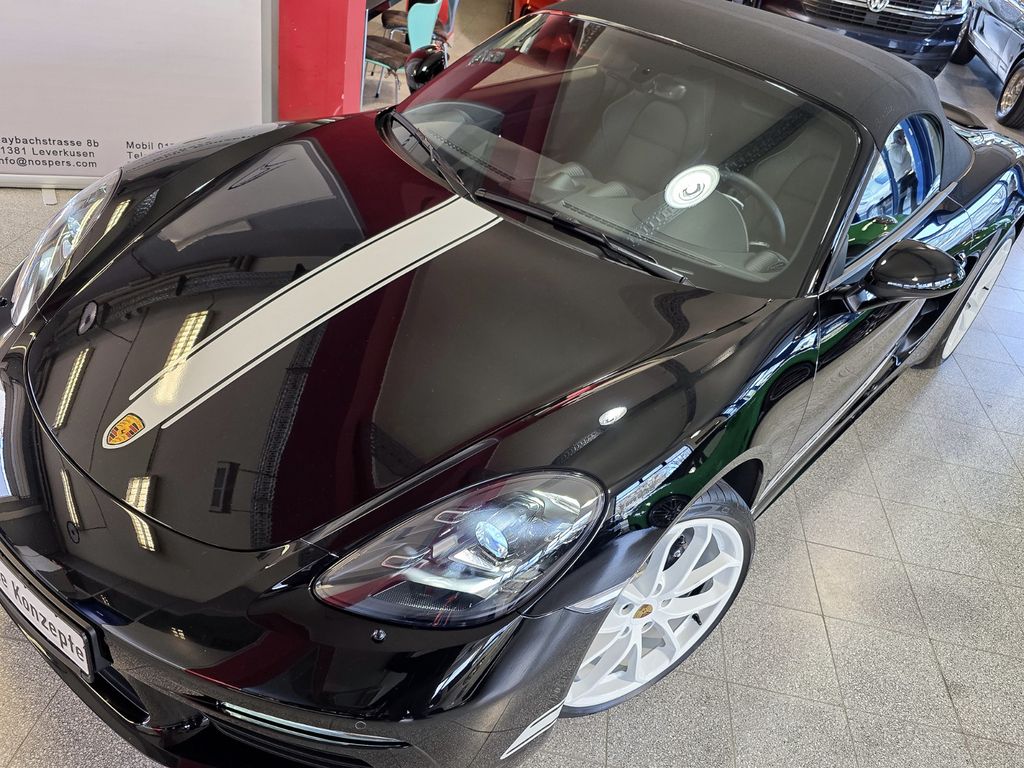 Porsche Boxster 2024