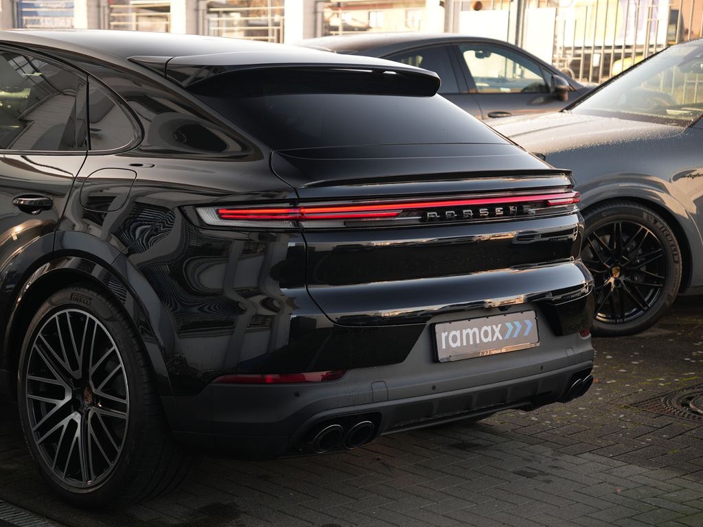 Porsche Cayenne 2025