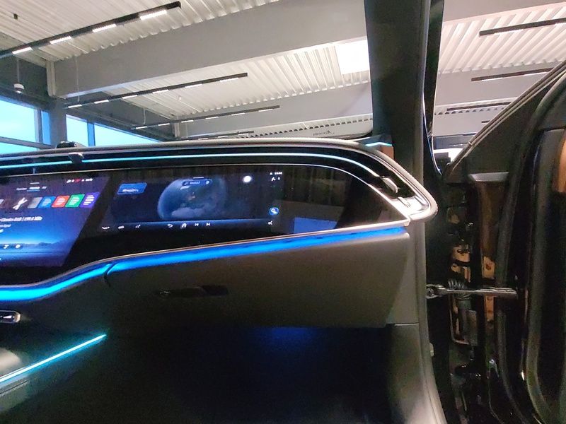 Mercedes-Benz E 300 2026