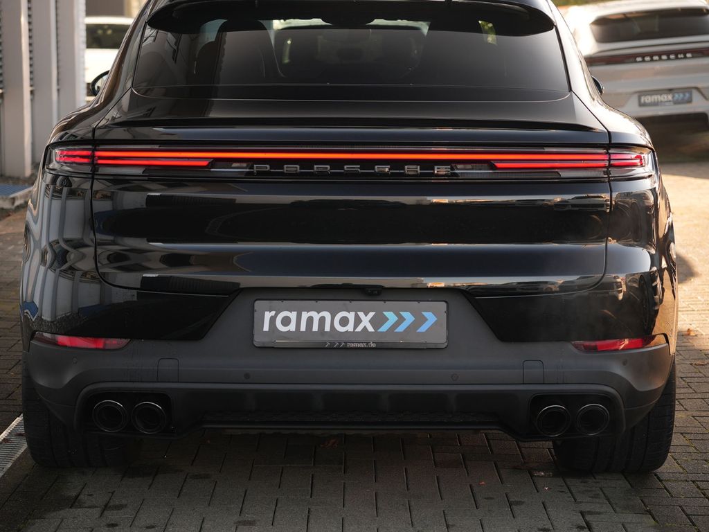 Porsche Cayenne 2025