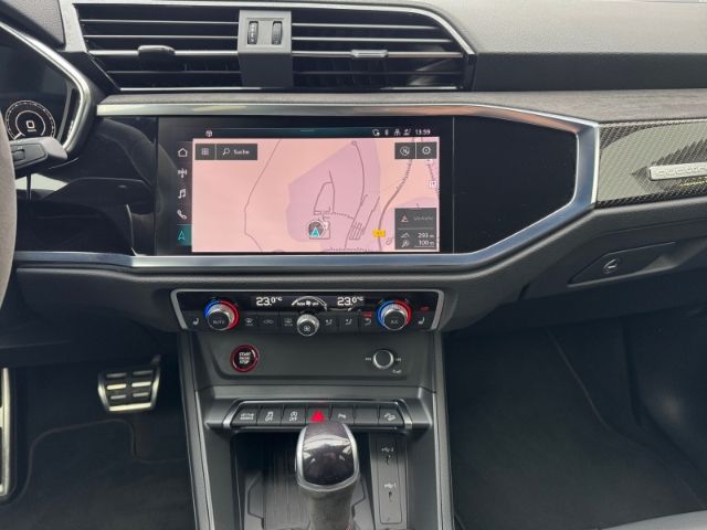 Audi RSQ3 2021