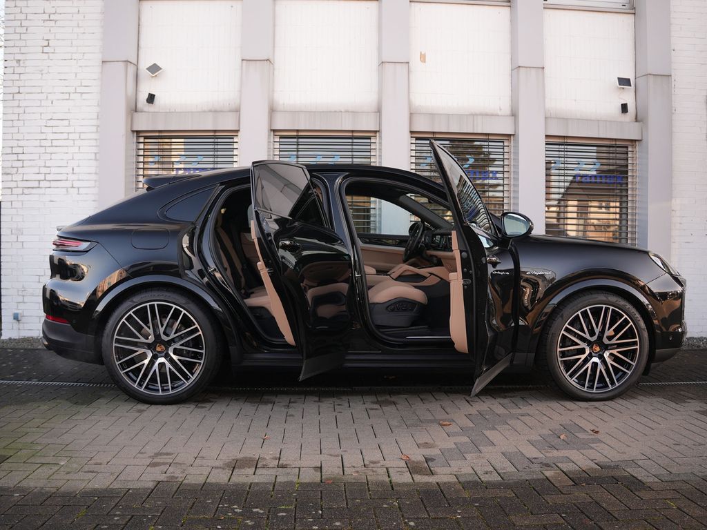 Porsche Cayenne 2025