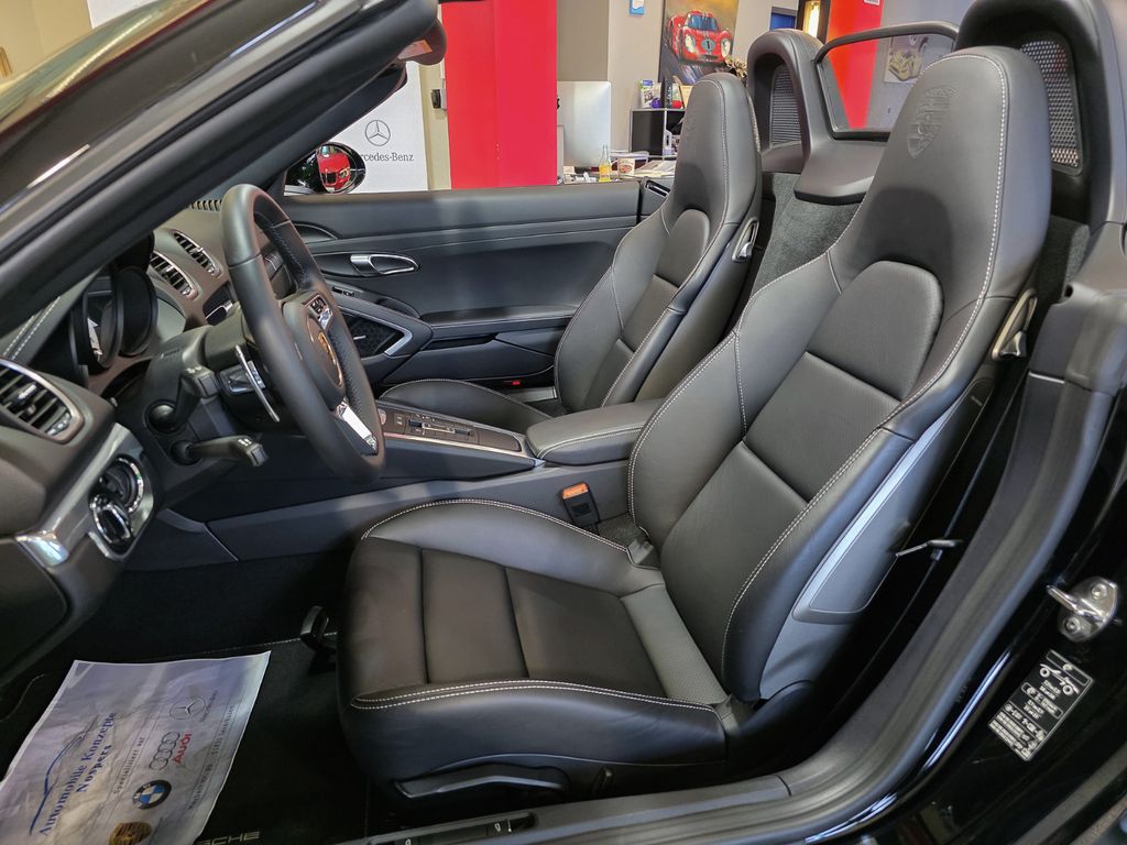 Porsche Boxster 2024