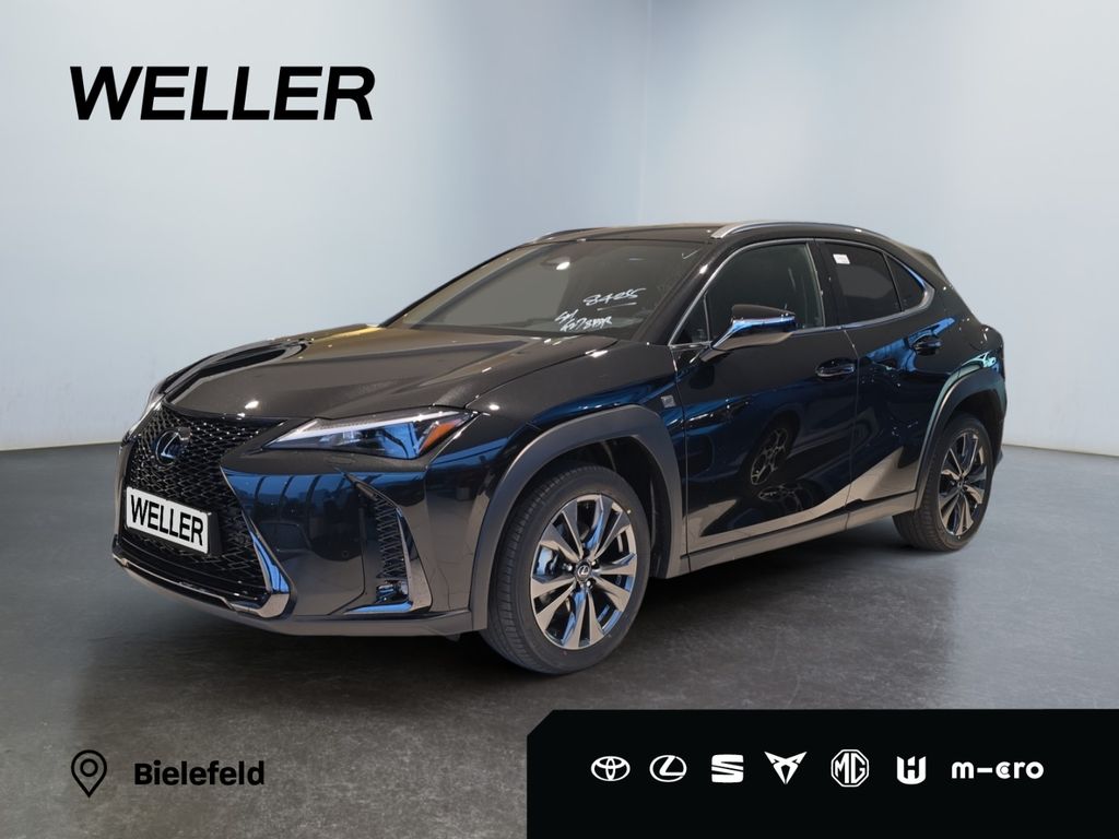 Lexus UX 2025