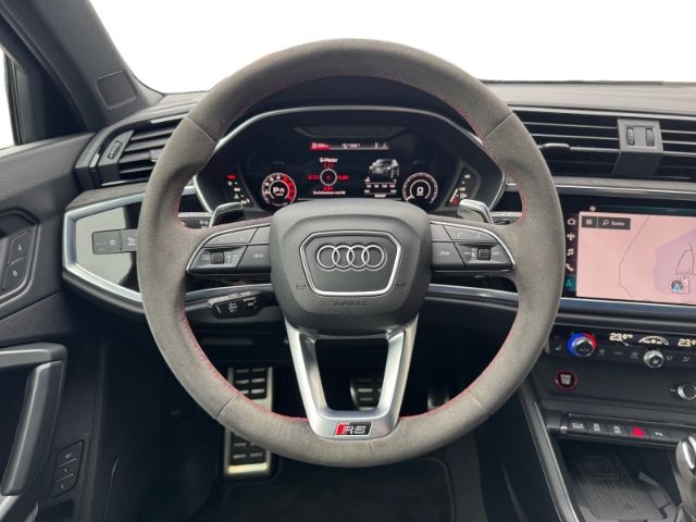 Audi RSQ3 2021