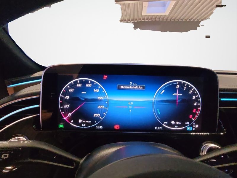 Mercedes-Benz E 300 2026