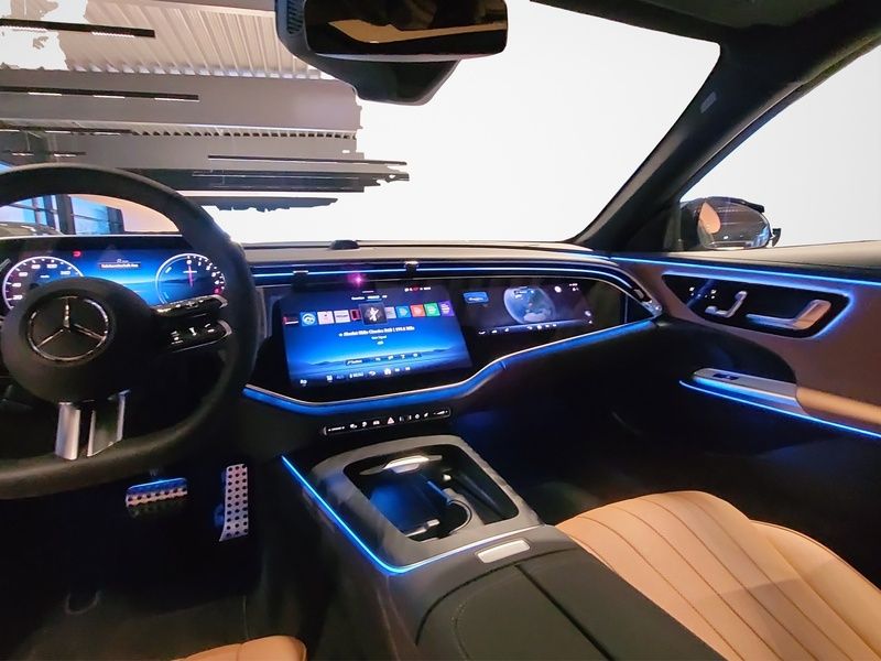 Mercedes-Benz E 300 2026