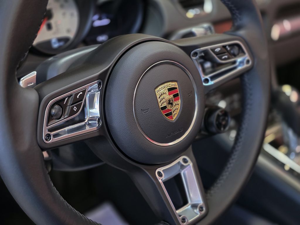 Porsche Boxster 2024