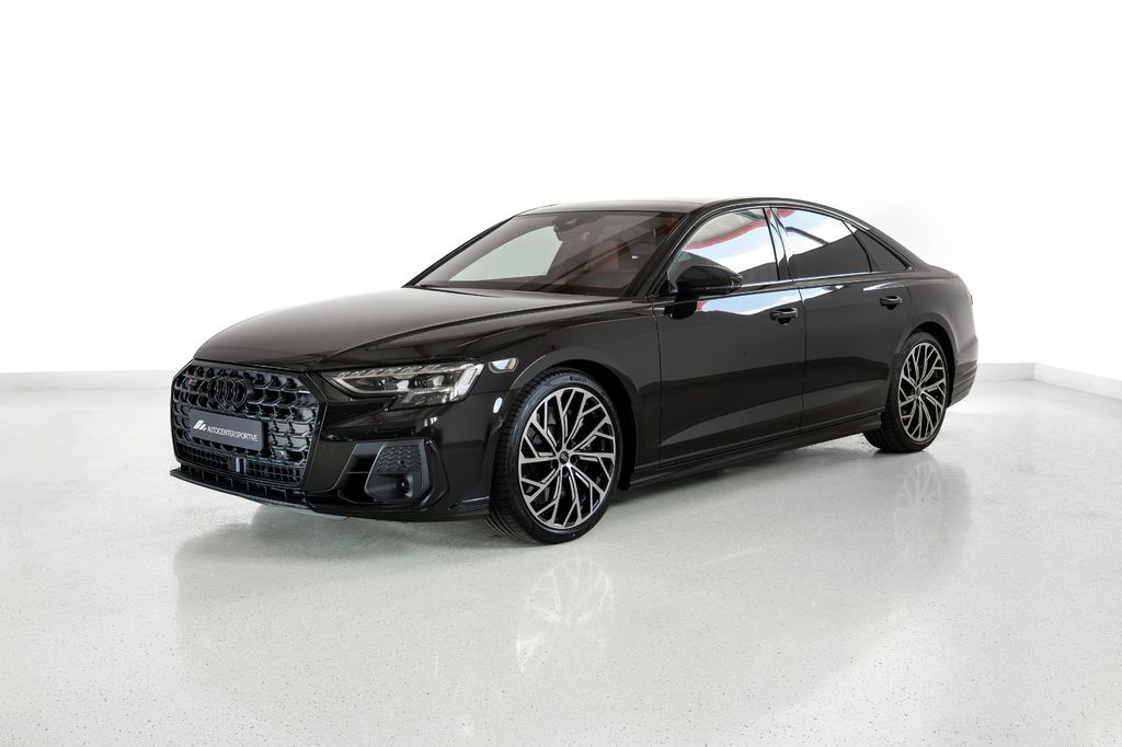 Audi S8