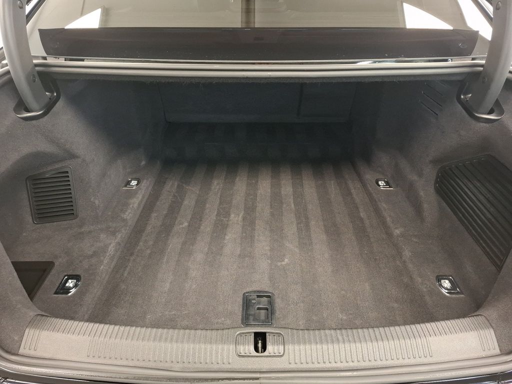 Audi A8 2023