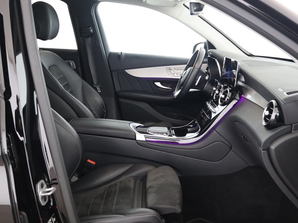 Mercedes-Benz GLC 300 2021