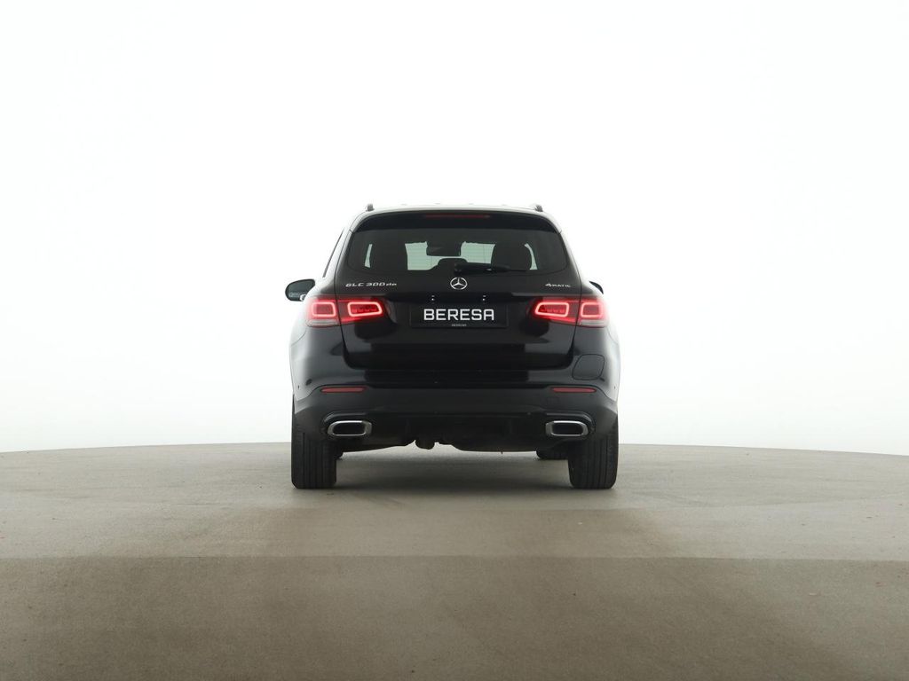 Mercedes-Benz GLC 300 2021