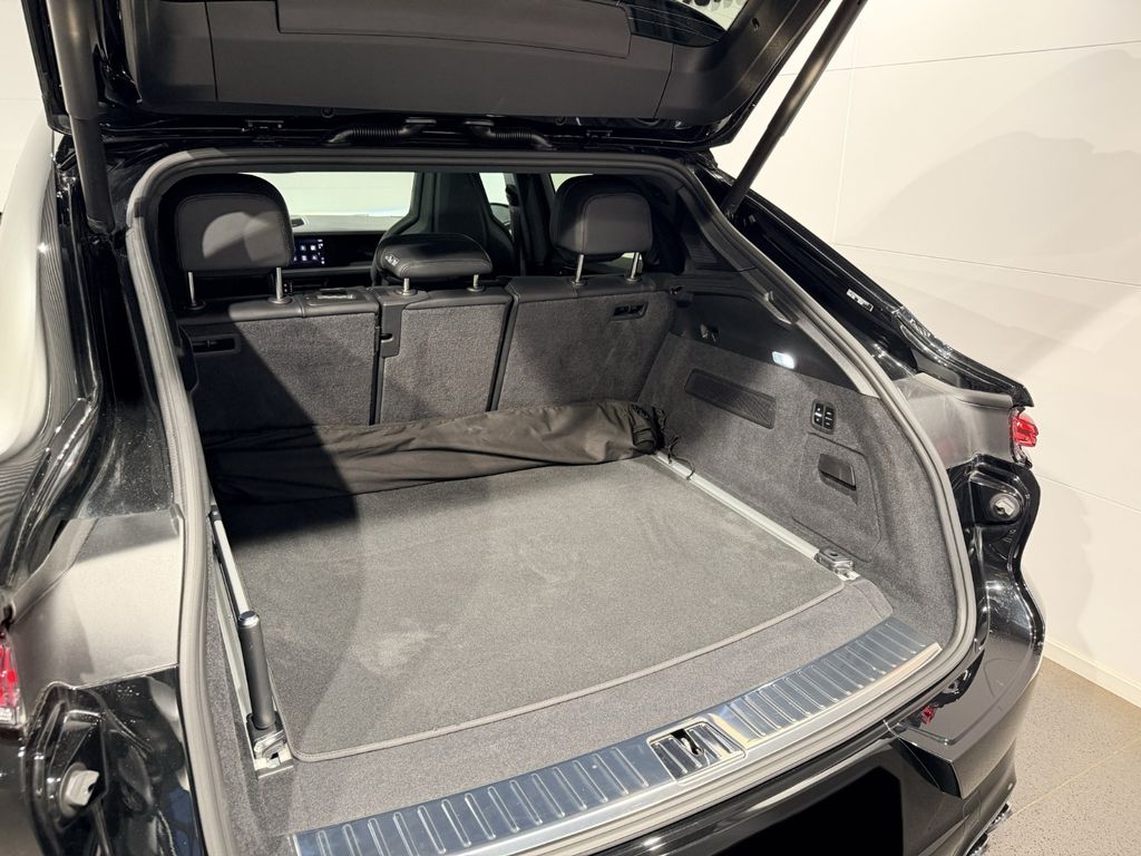 Porsche Cayenne 2025