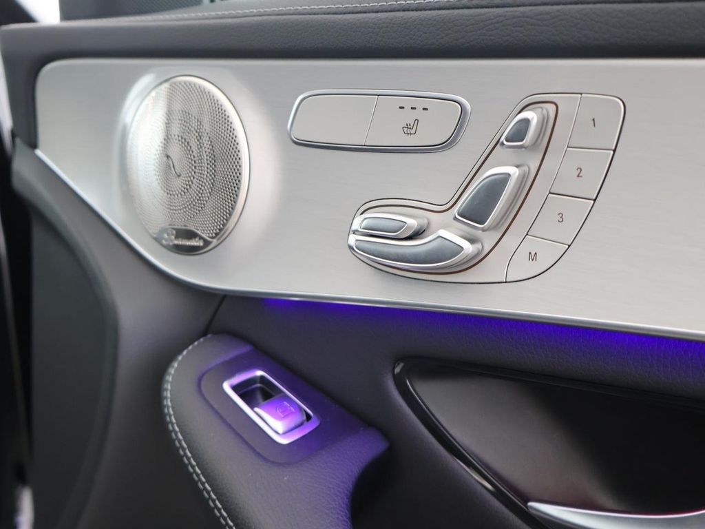 Mercedes-Benz GLC 300 2021