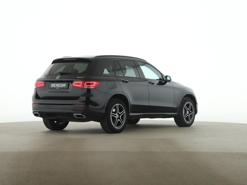 Mercedes-Benz GLC 300 2021