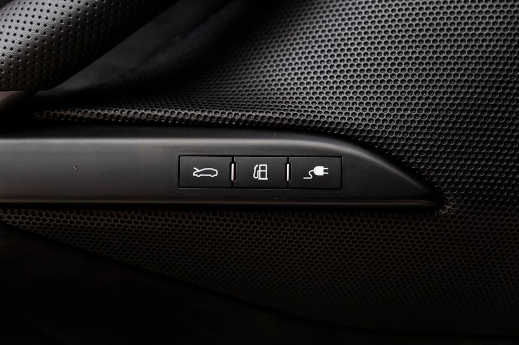 Ferrari 296 GTB 2024