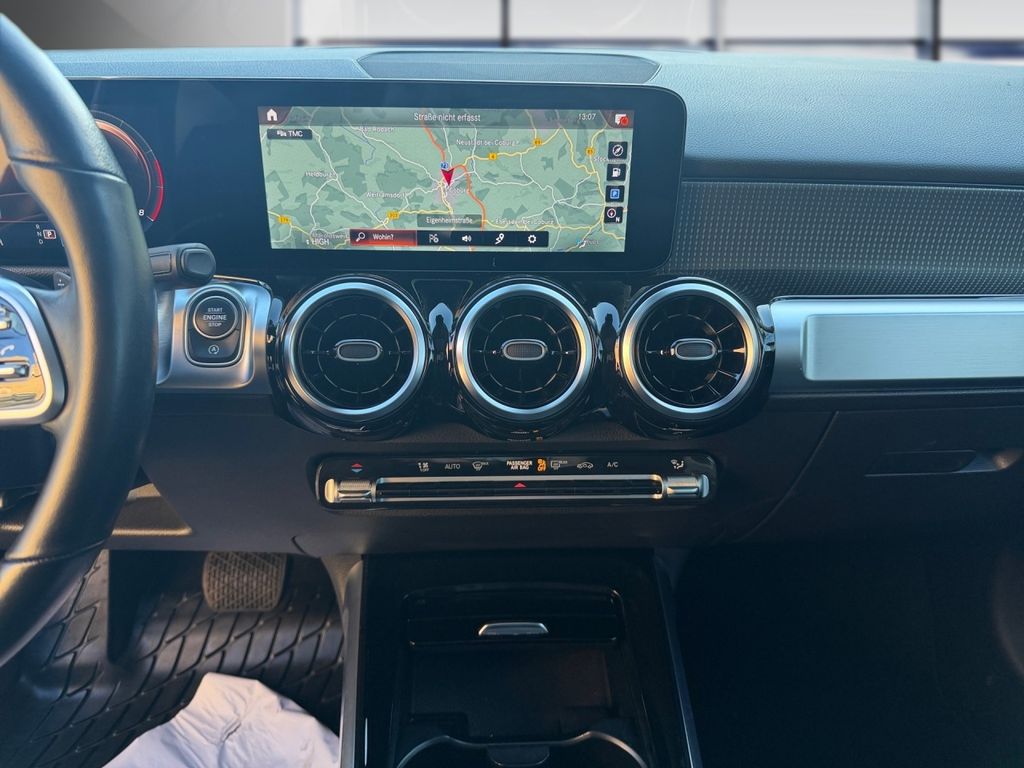 Mercedes-Benz GLB 200 2022