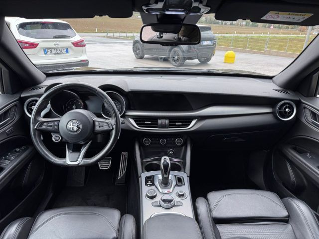 Alfa Romeo Stelvio 2022