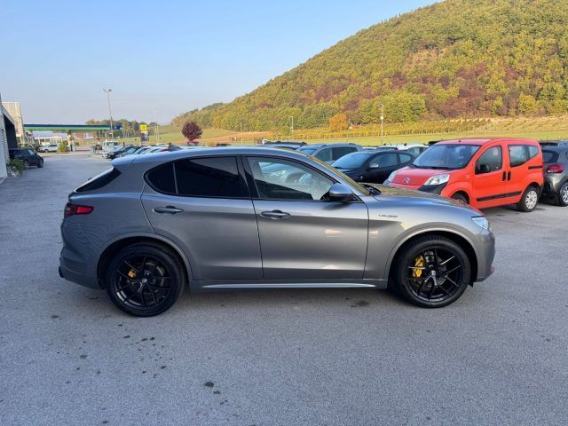 Alfa Romeo Stelvio 2020