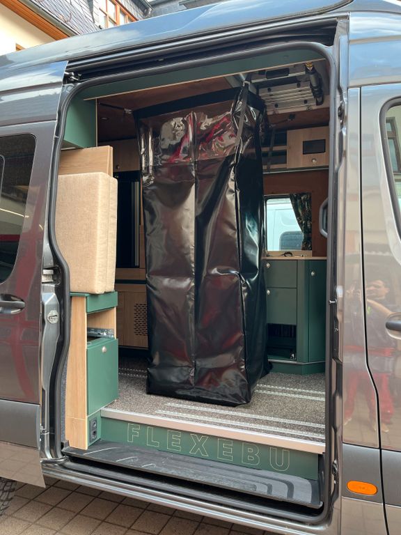 Mercedes-Benz 420 2025