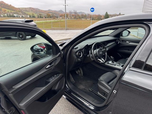 Alfa Romeo Stelvio 2022