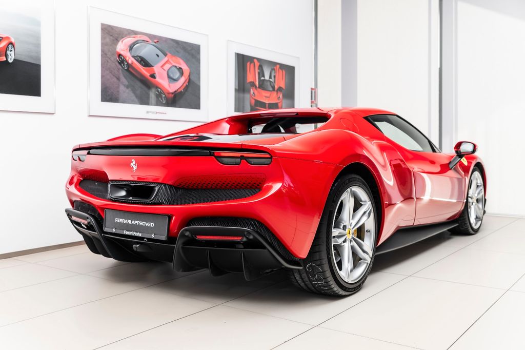 Ferrari 296 GTB 2024