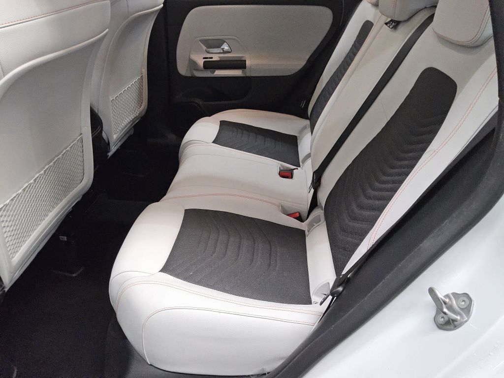 Mercedes-Benz B 250 2021