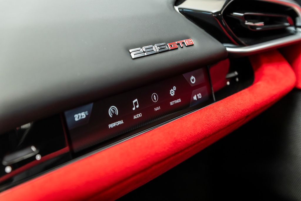 Ferrari 296 GTB 2024