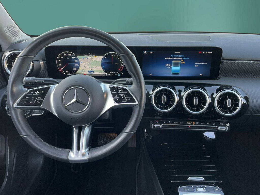 Mercedes-Benz A 250 2024