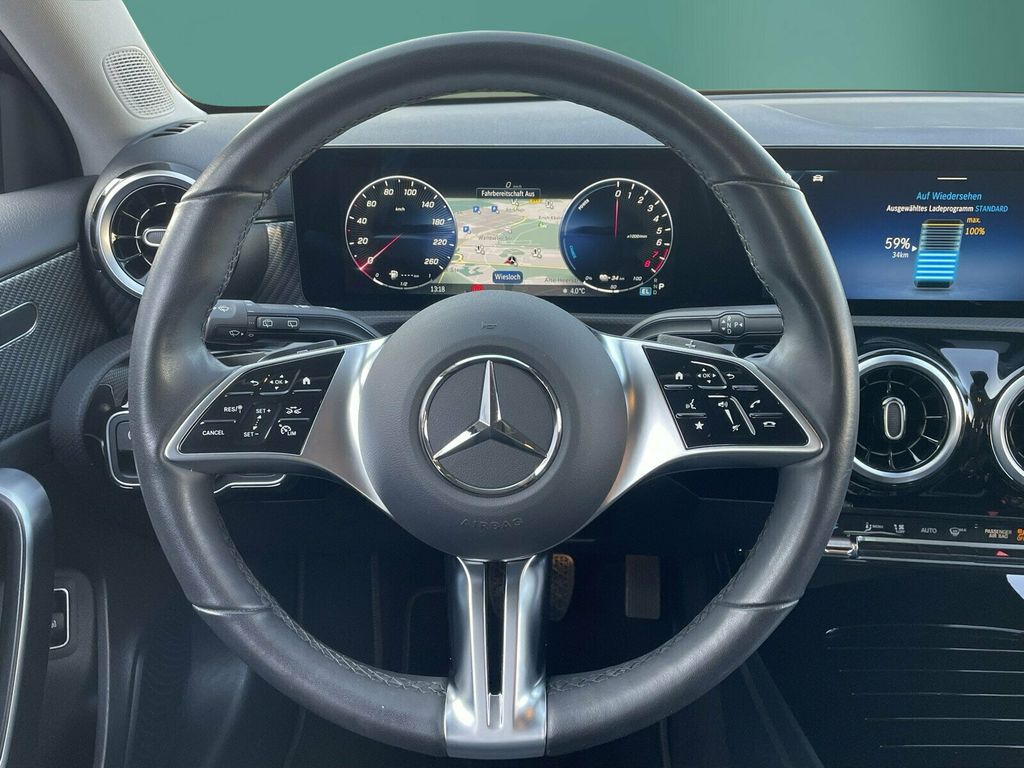 Mercedes-Benz A 250 2024