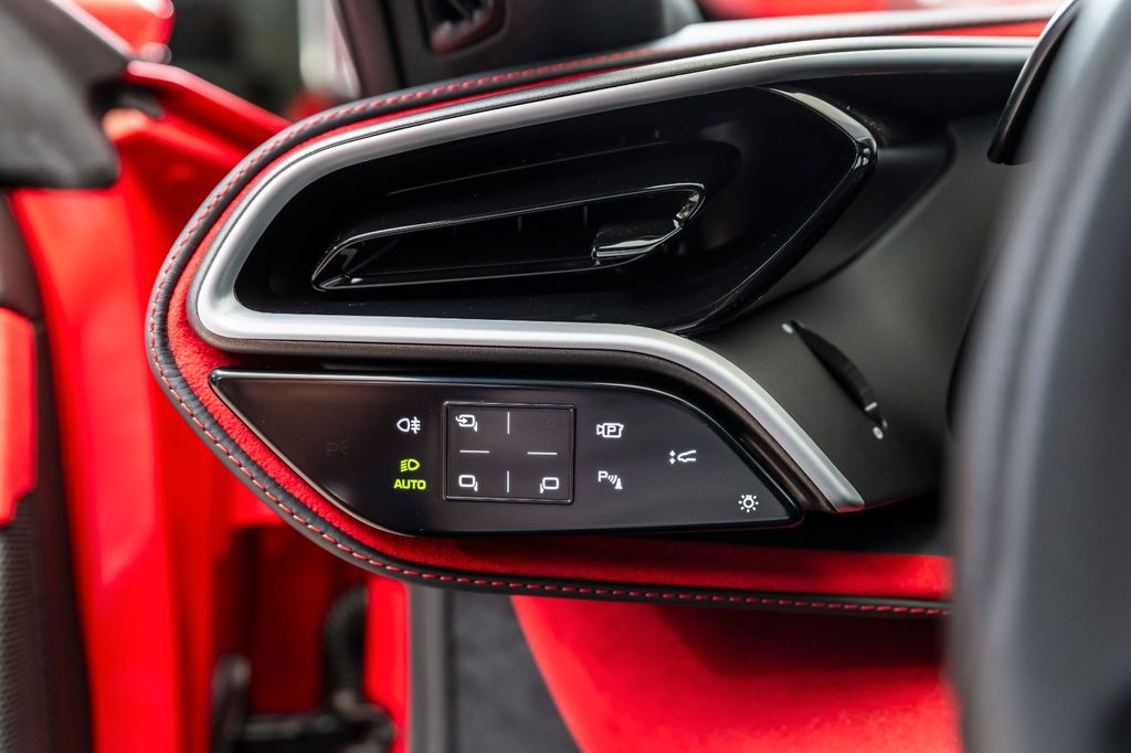 Ferrari 296 GTB 2024