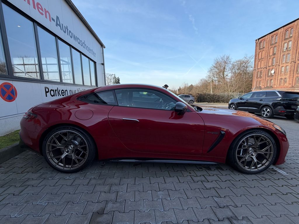 Mercedes-Benz AMG GT 2025