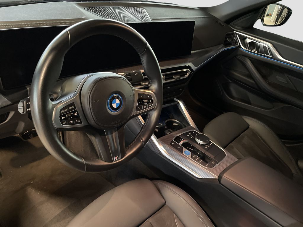 BMW i4 2023