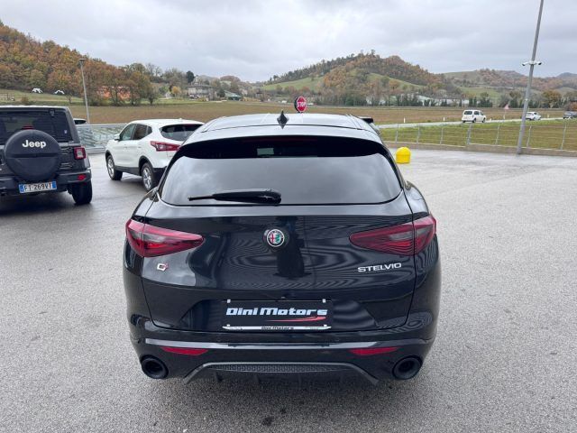 Alfa Romeo Stelvio 2022