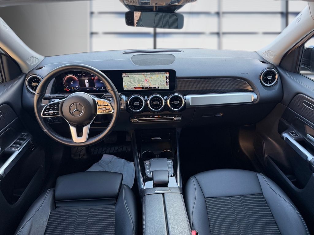Mercedes-Benz GLB 200 2022