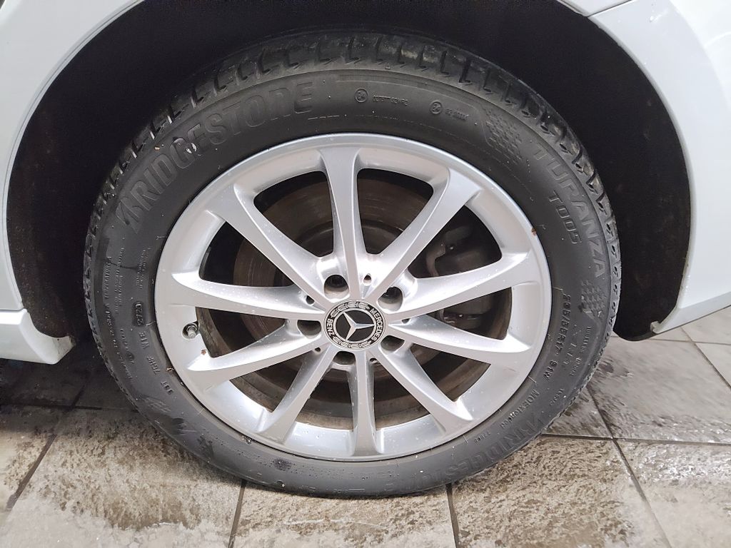 Mercedes-Benz B 250 2021