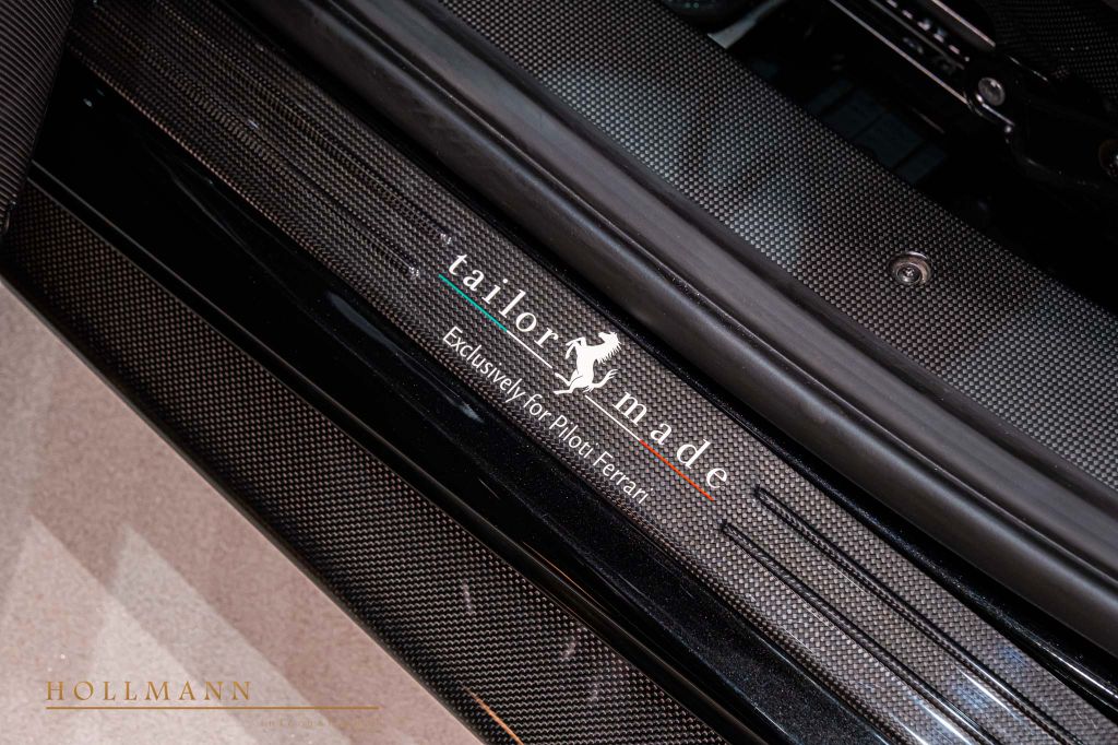 Ferrari 488 Pista 2019