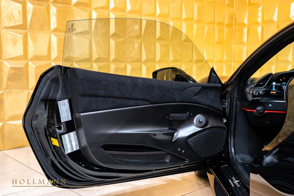 Ferrari 488 Pista 2019