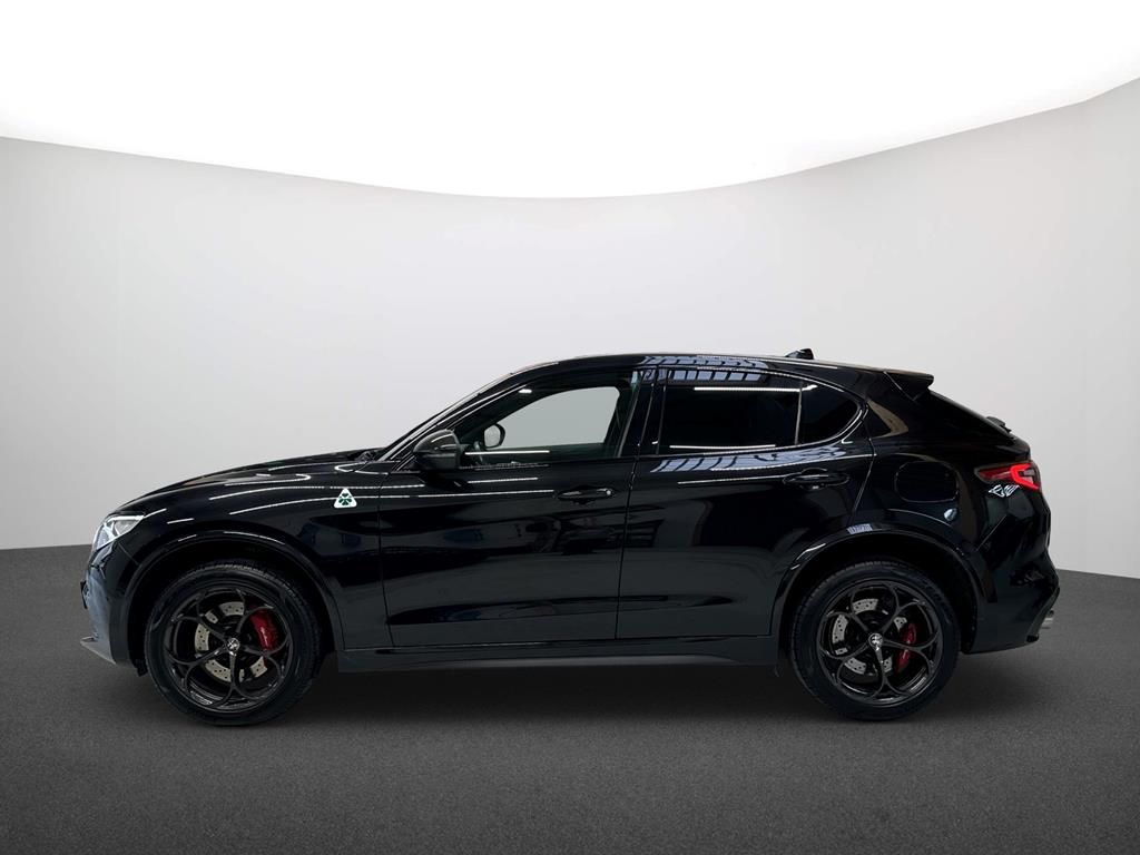 Alfa Romeo Stelvio 2021