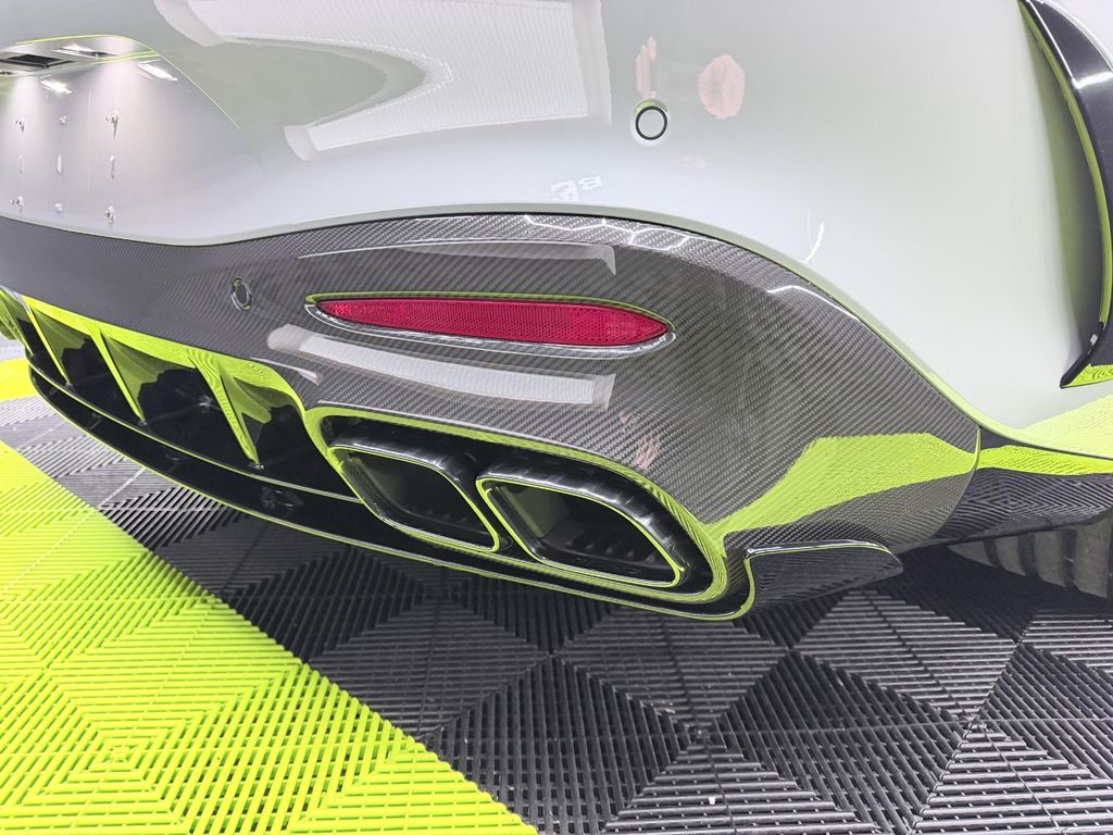 Mercedes-Benz AMG GT 2025