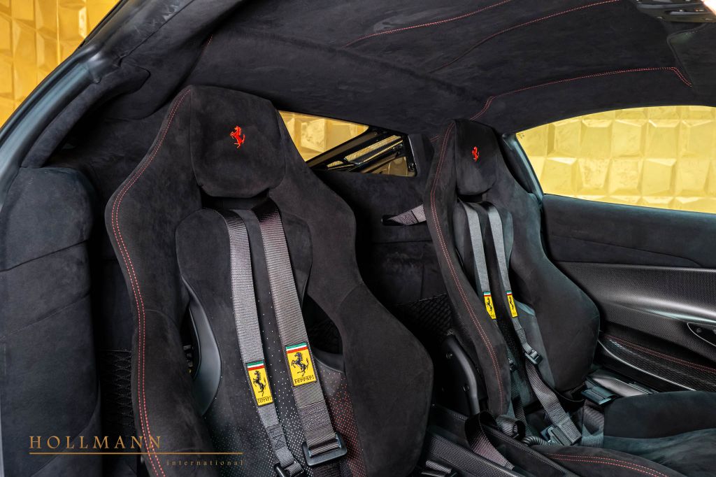 Ferrari 488 Pista 2019