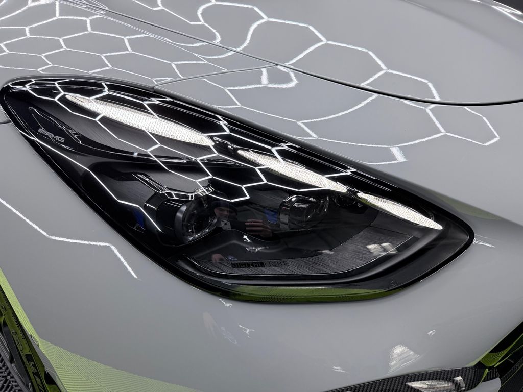 Mercedes-Benz AMG GT 2025