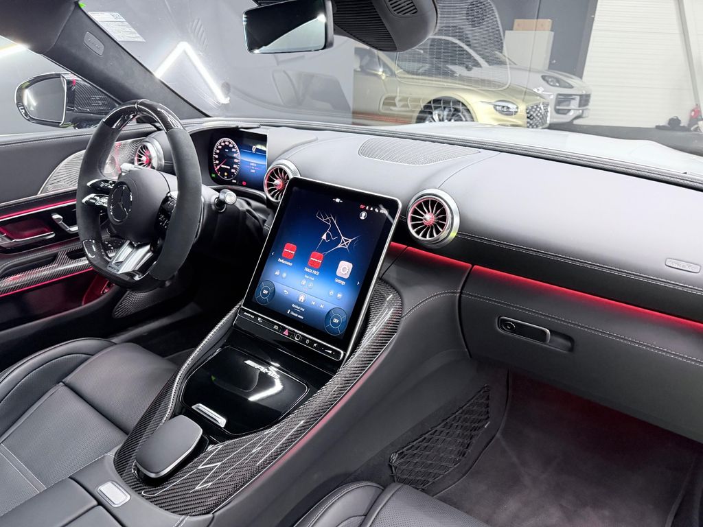 Mercedes-Benz AMG GT 2025