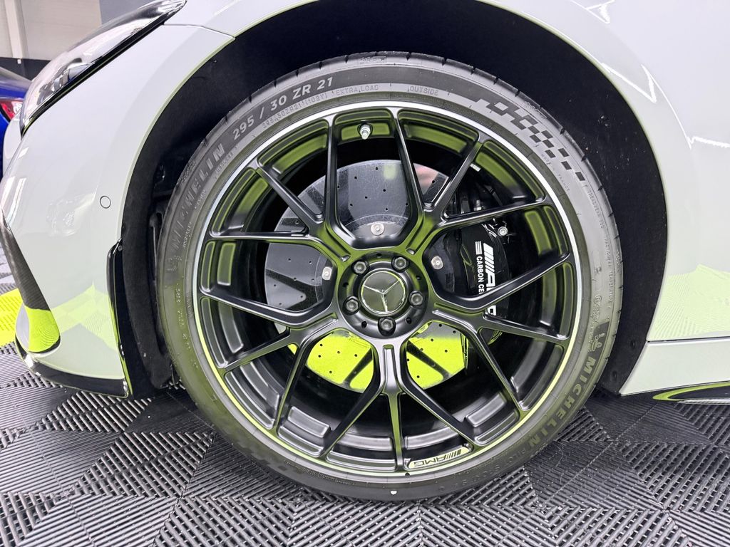 Mercedes-Benz AMG GT 2025