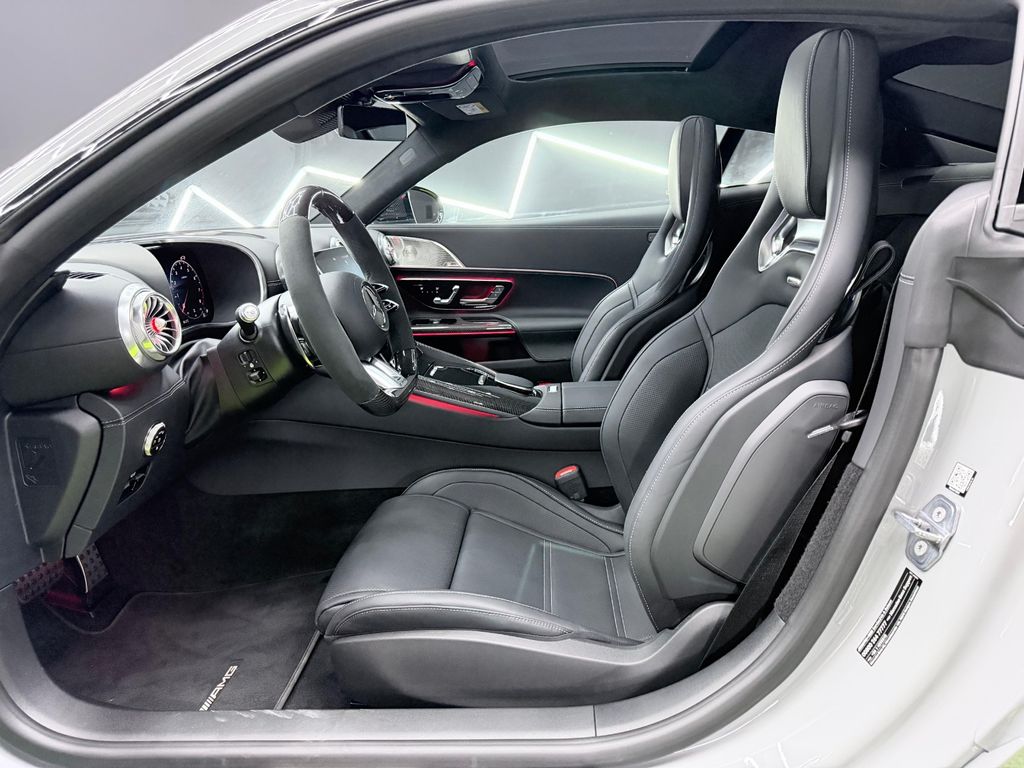 Mercedes-Benz AMG GT 2025