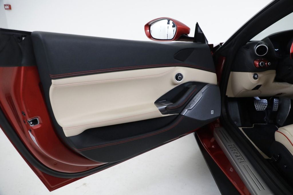 Ferrari Portofino 2019