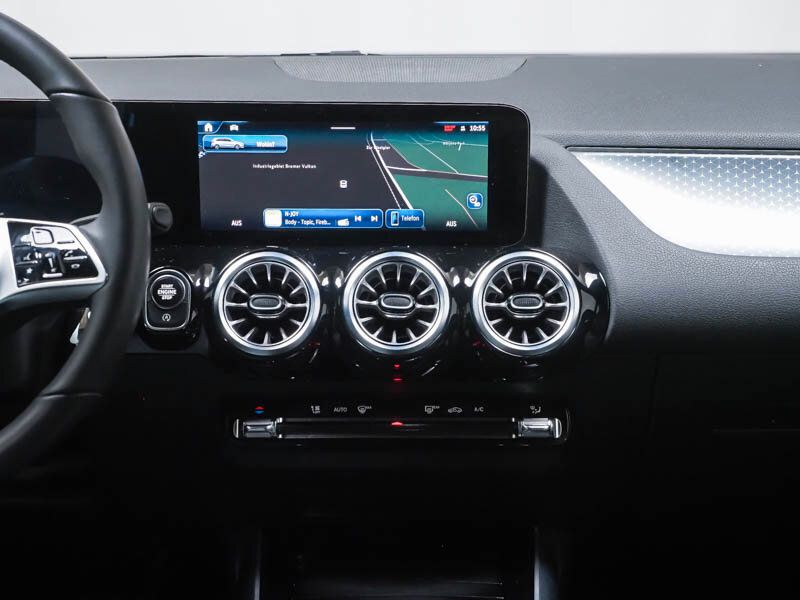 Mercedes-Benz B 220 2024