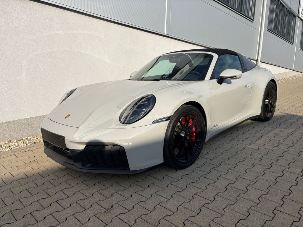 Porsche 992 2025